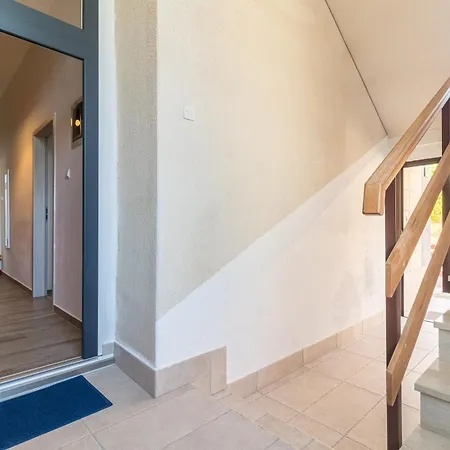 With Wifi - 13031 * Пула