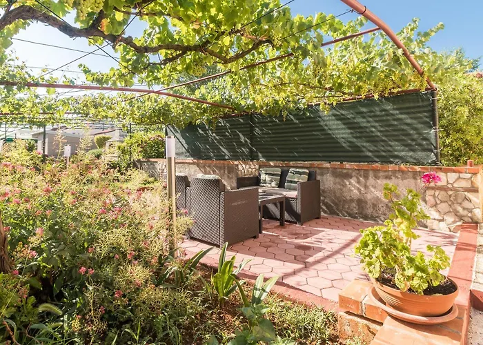 Апартаменты With Wifi - 13031 *